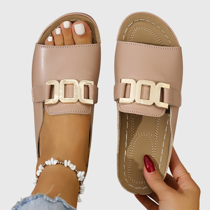 Catherine | Comfortable sandals with buckle